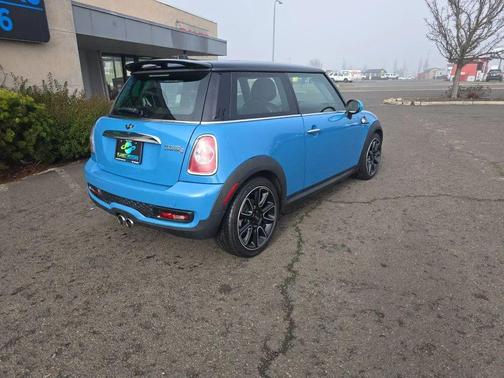 2012 MINI Cooper S Base