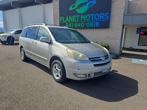 2005 Toyota Sienna XLE