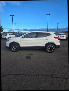 2018 Nissan Rogue Sport S