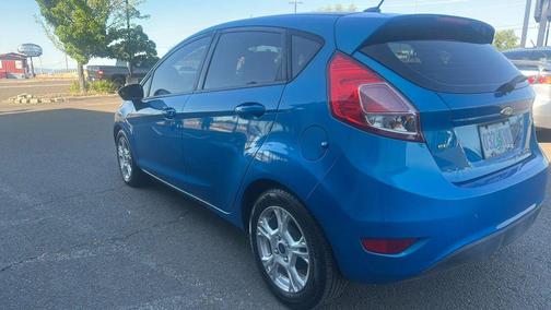 Blue Candy Metallic Tinted Clearcoat 2014 Ford Fiesta SE