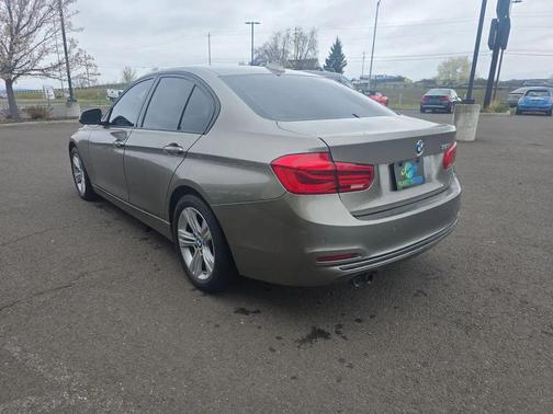 2016 BMW 328 328i Sedan 4D