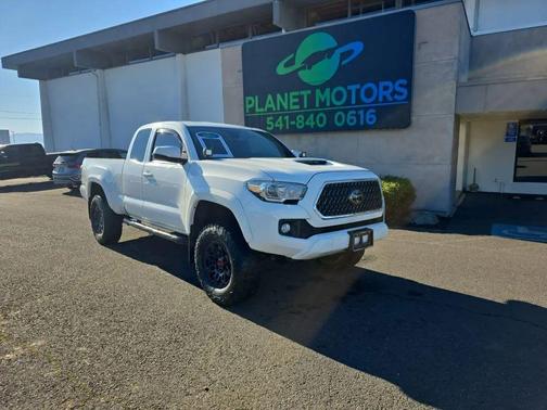 2018 Toyota Tacoma TRD Sport