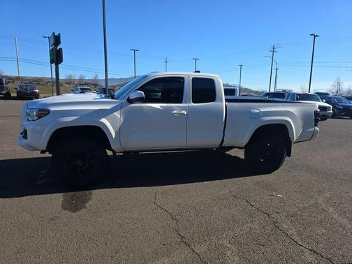 2018 Toyota Tacoma TRD Sport