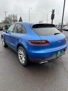 2017 Porsche Macan Sport Utility 4D