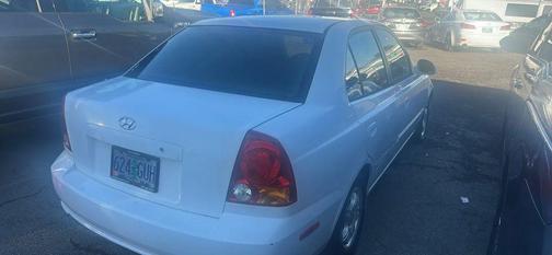 2005 Hyundai Accent Sedan