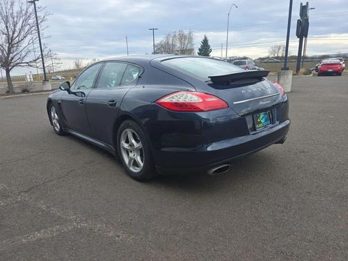 2012 Porsche Panamera 4