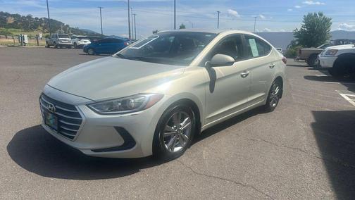 Mineral Beige Pearl 2017 Hyundai ELANTRA SE