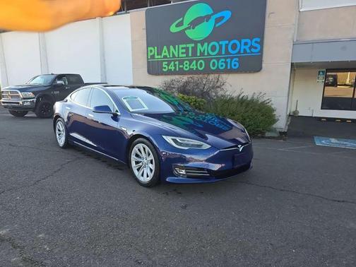 2016 Tesla Model S 90D