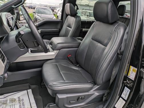 2022 Ford F-350 LARIAT SUPER DUTY
