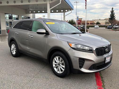 2019 Kia Sorento LX