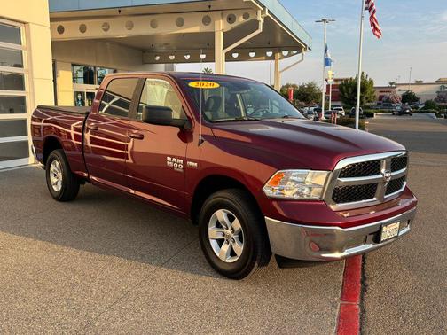 2020 RAM 1500 Classic SLT
