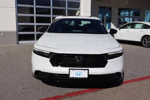 Platinum White Pearl 2026 Honda Accord Hybrid Sport-L