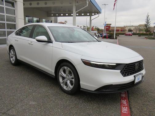 2025 Honda Accord LX 1.5T