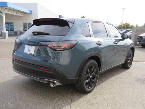 2026 Honda HR-V 2WD Sport