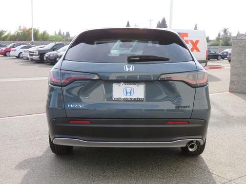 2026 Honda HR-V 2WD Sport