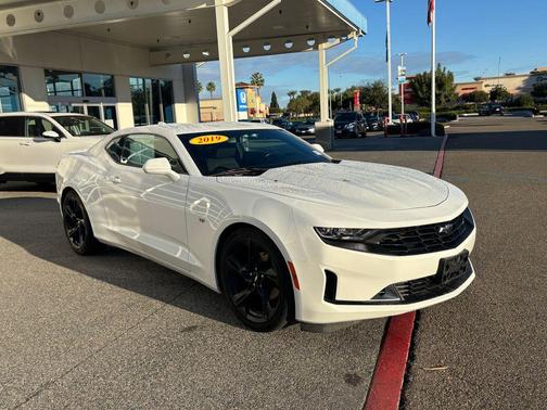 2019 Chevrolet Camaro 1LT