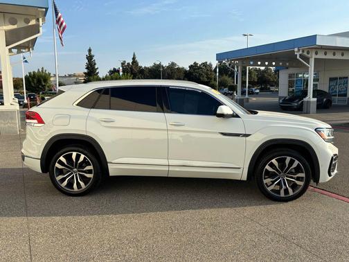 2021 Volkswagen Atlas Cross Sport 3.6L V6 SEL Premium R-Line