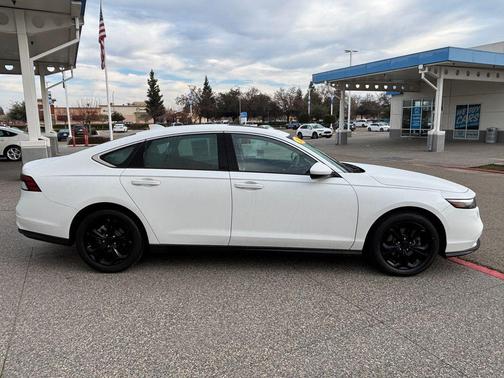 2024 Honda Accord EX 1.5T