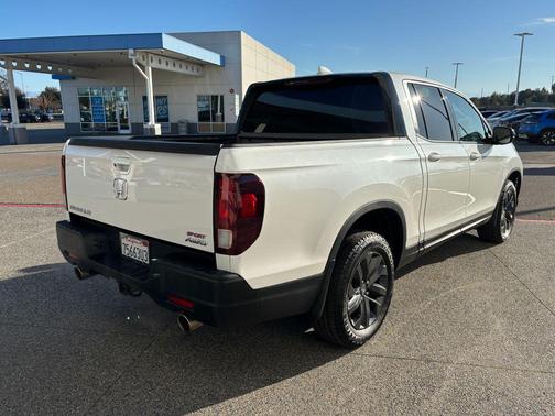 2023 Honda Ridgeline Sport