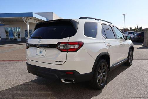 2025 Honda Pilot Sport