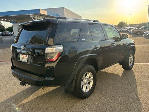 2019 Toyota 4Runner SR5