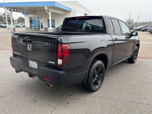 2023 Honda Ridgeline Black