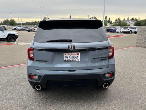 2024 Honda Passport AWD Black