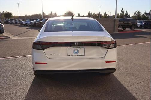 2025 Honda Accord Sport SE 1.5T