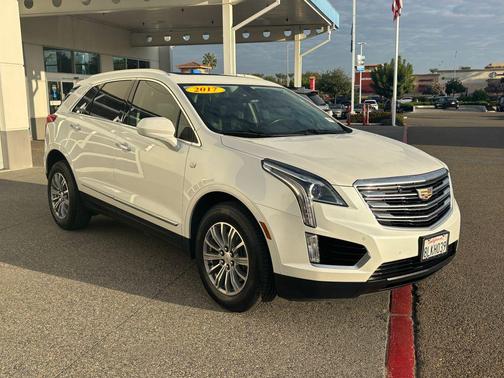 2017 Cadillac XT5 Luxury