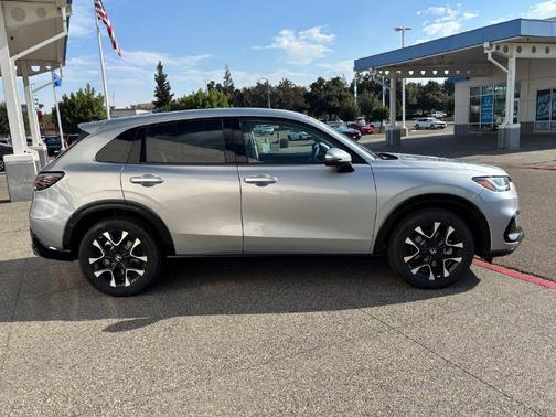 Solar Silver Metallic 2027 Honda HR-V EX-L