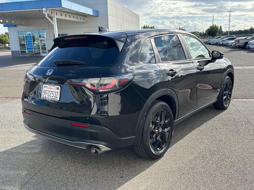 2023 Honda HR-V 2WD Sport