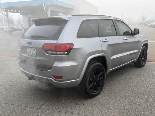 2021 Jeep Grand Cherokee Laredo