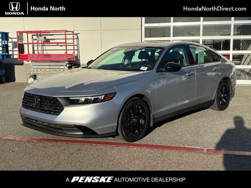Solar Silver Metallic 2025 Honda Accord SE