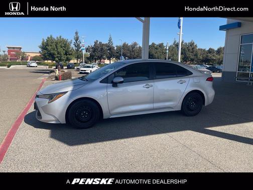 Classic Silver Metallic 2022 Toyota Corolla LE