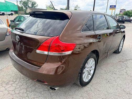 Brown 2010 Toyota Venza
