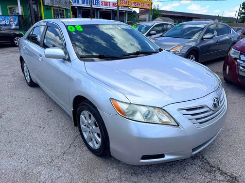 Silver 2008 Toyota Camry LE