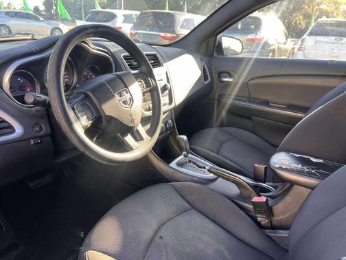 2014 Dodge Avenger SE