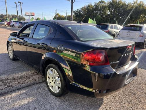2014 Dodge Avenger SE