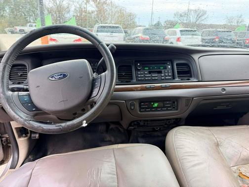 2006 Ford Crown Victoria LX