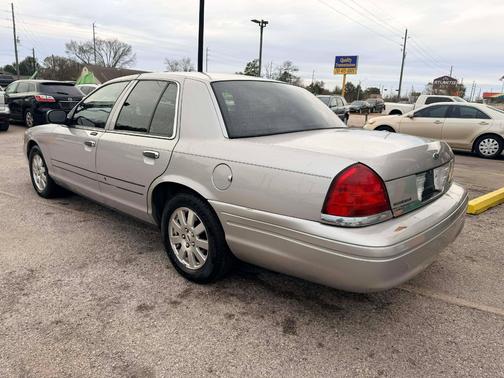 2006 Ford Crown Victoria LX