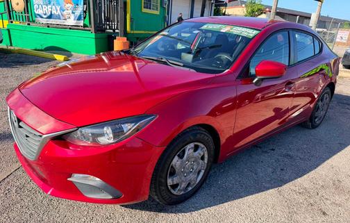 RED 2015 Mazda Mazda3 i Sport