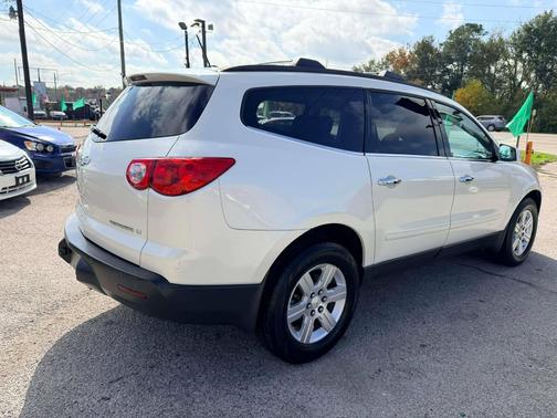 2011 Chevrolet Traverse LT