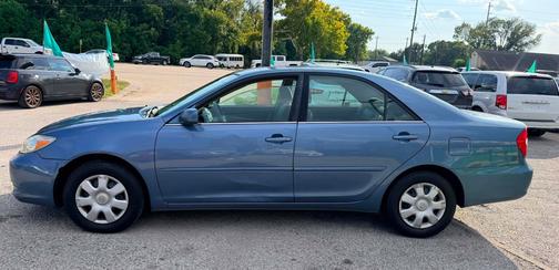 BLUE 2004 Toyota Camry LE