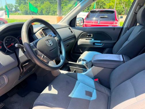 Gray 2008 Honda Pilot VP