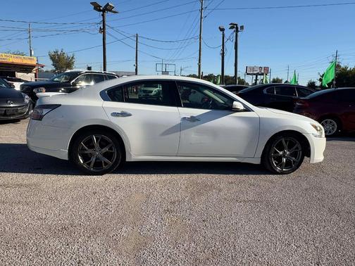 2014 Nissan Maxima S