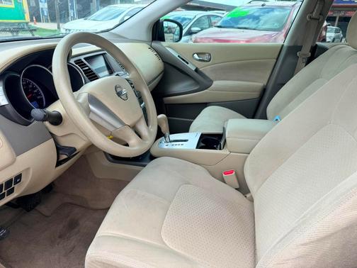 WHITE 2011 Nissan Murano S