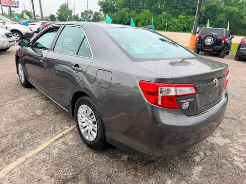 GRAY 2012 Toyota Camry