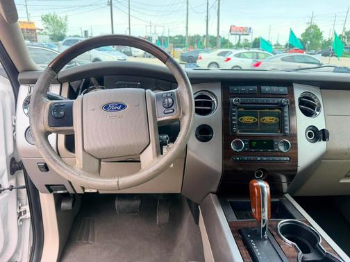 WHITE 2009 Ford Expedition Limited
