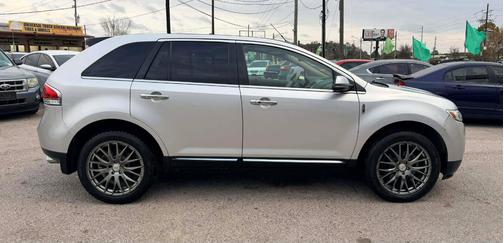 2014 Lincoln MKX Base