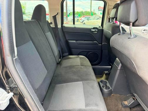 BLACK 2016 Jeep Patriot Sport